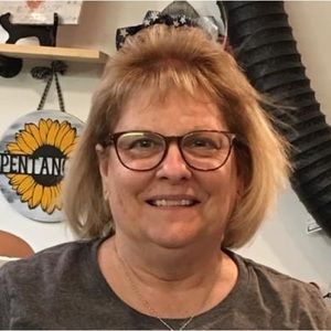 Meet your Posher, Beverly